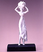 女性像